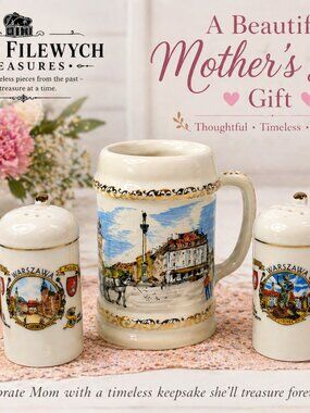 SOV-10-Vintage Poland Souvenir Set Warsaw Salt Pepper Shakers Mini Mug Gift